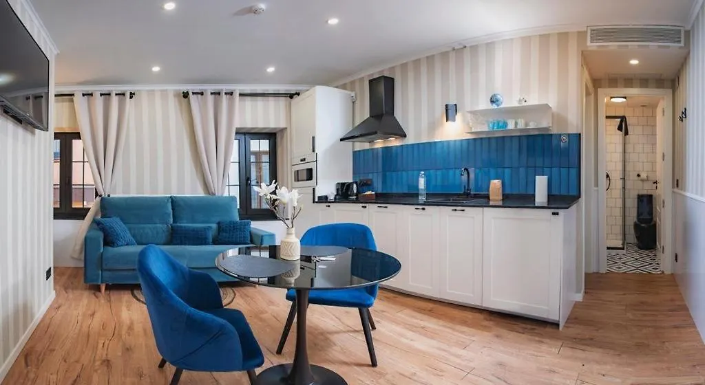 Breeze Aparthotel Lloret de Mar 0*,