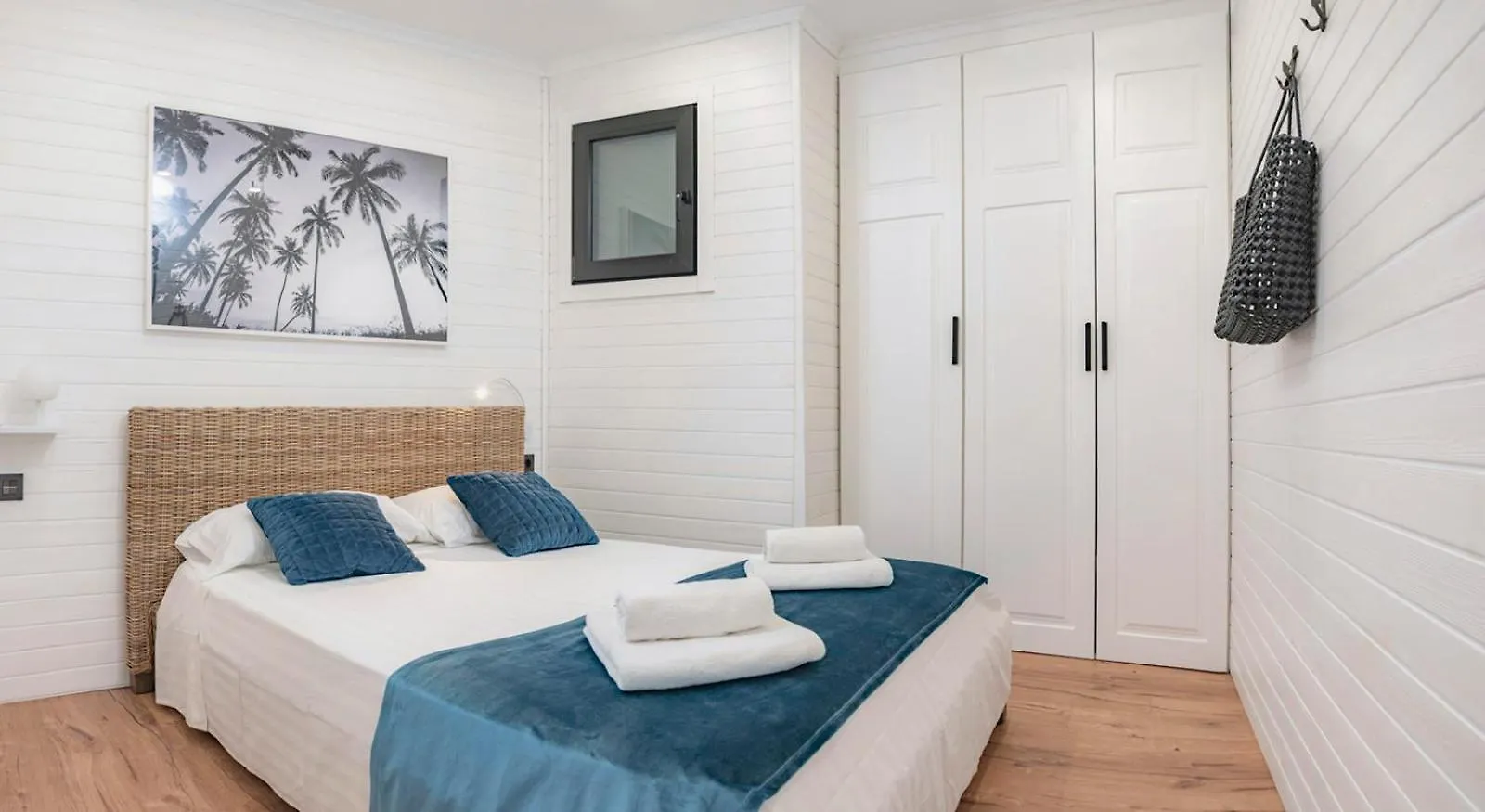 Breeze Aparthotel Lloret de Mar
